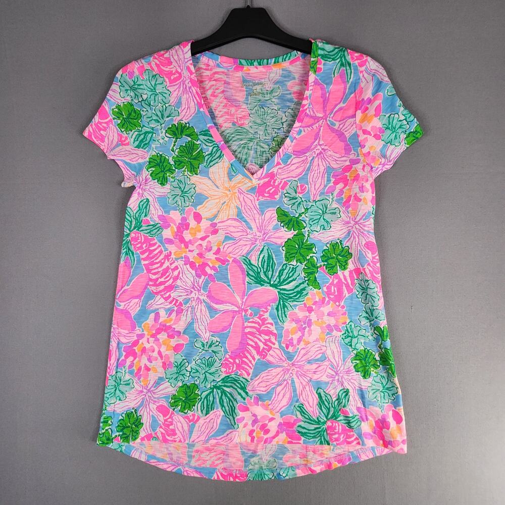 Lilly Pulitzer Etta V-neck Pink "Tiger's Lair" NWOT short sleeve size XS floral